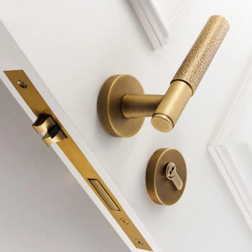 Asper Handle and Lock - Residence Supply