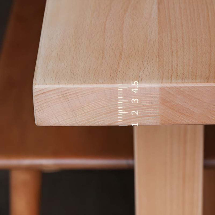 Minimalist Cerasus Dining Table