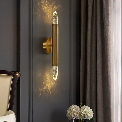 Stylish Cordelia Wall Lamp