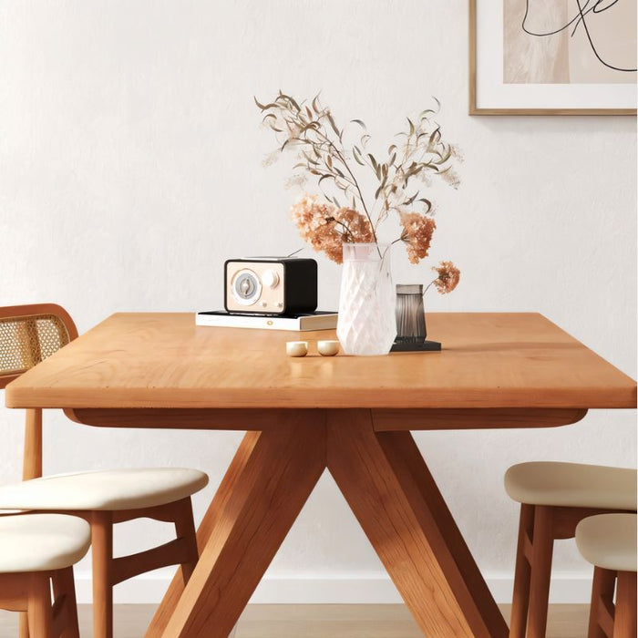 Minimalist Ludus Dining Table