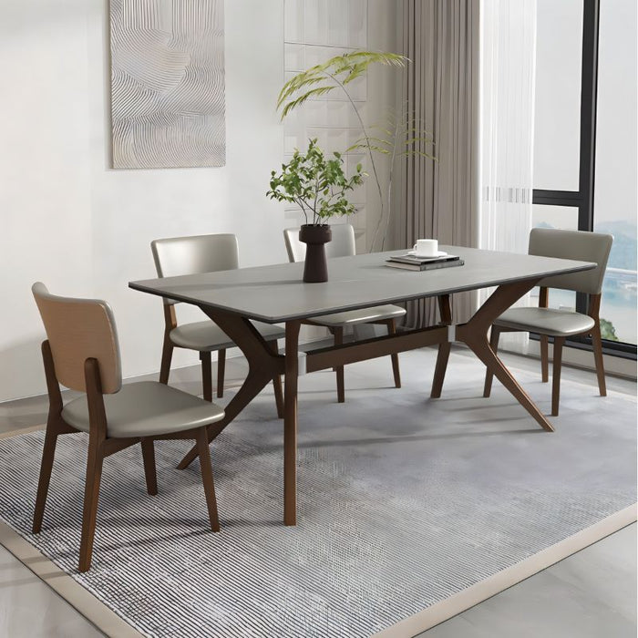 Minimalist Norpern Dining Table