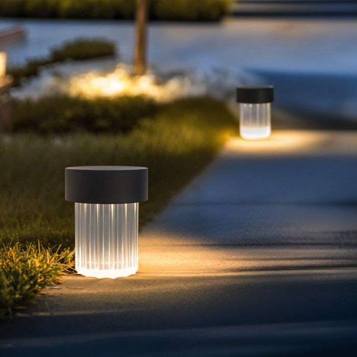 Ratana Outdoor Garden Lamp for Contemporary Outdoor Lighting